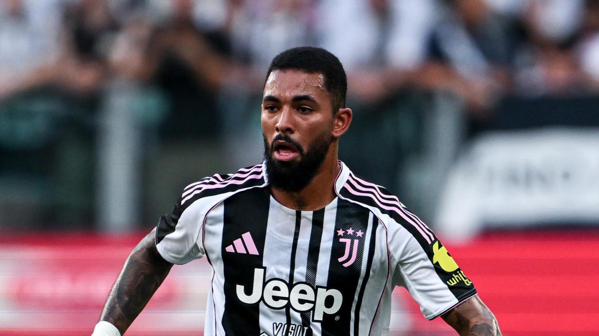 Juventus, giovedì il primo incontro per Douglas Luiz all'Aston Villa