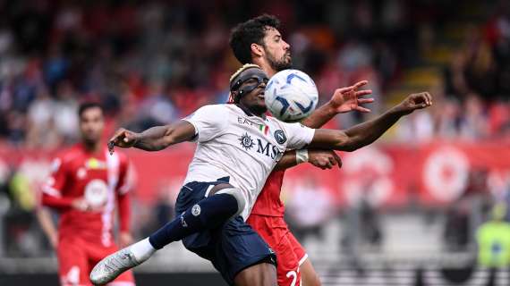 Osimhen spinge per il Galatasaray: nuovi contatti serali col Napoli
