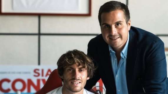 Bari, Antonucci ha firmato