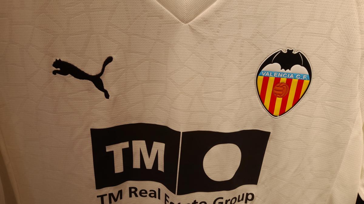 Valencia, sondaggio per un esterno