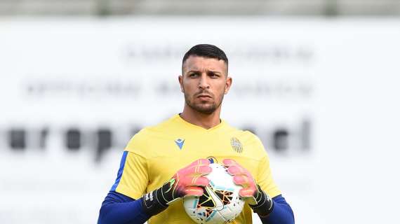 Verona, lascia il terzo portiere