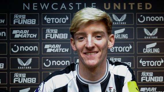 UFFICIALE: Newcastle, ecco Anthony Gordon