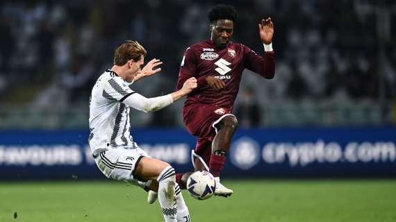 Nottingham Forest, rinnova Ola Aina