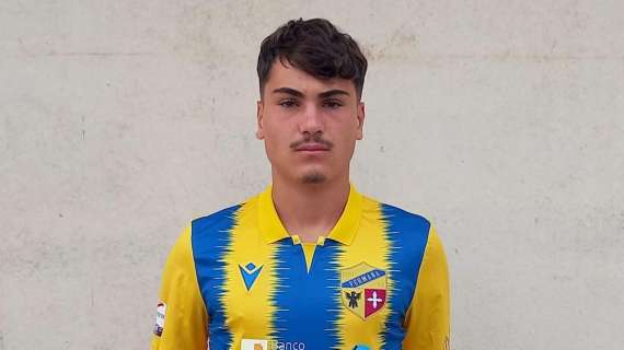 Reggiana, l'esterno Matteo Maggio passa al Crotone