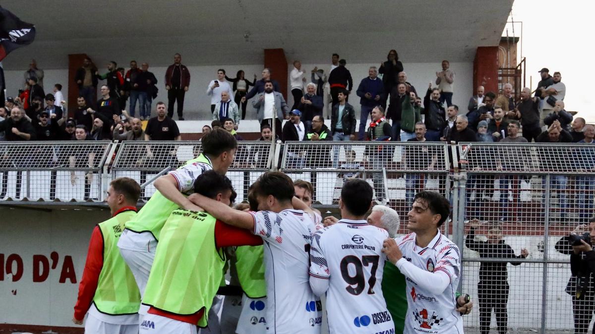 Nocerina, Palmese, Montespaccato: il dato che le unisce! L'analisi del Girone G  di SErie D sul numero di giocatori impiegati 