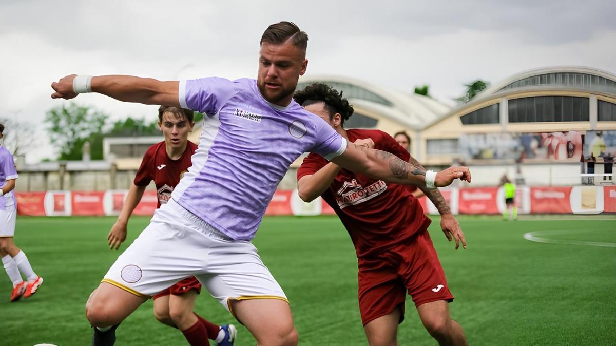 Ballgjini riabbraccia il Legnano: l'attaccante albanese torna in lilla