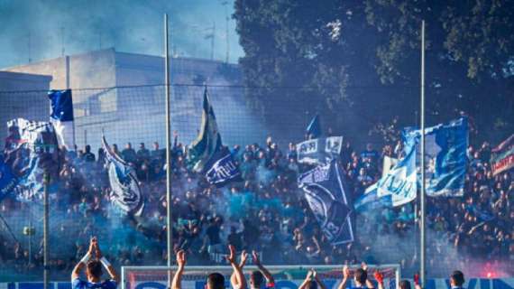 Il Siracusa liquida 2-0 la Sancataldese e tiene il passo del Trapani