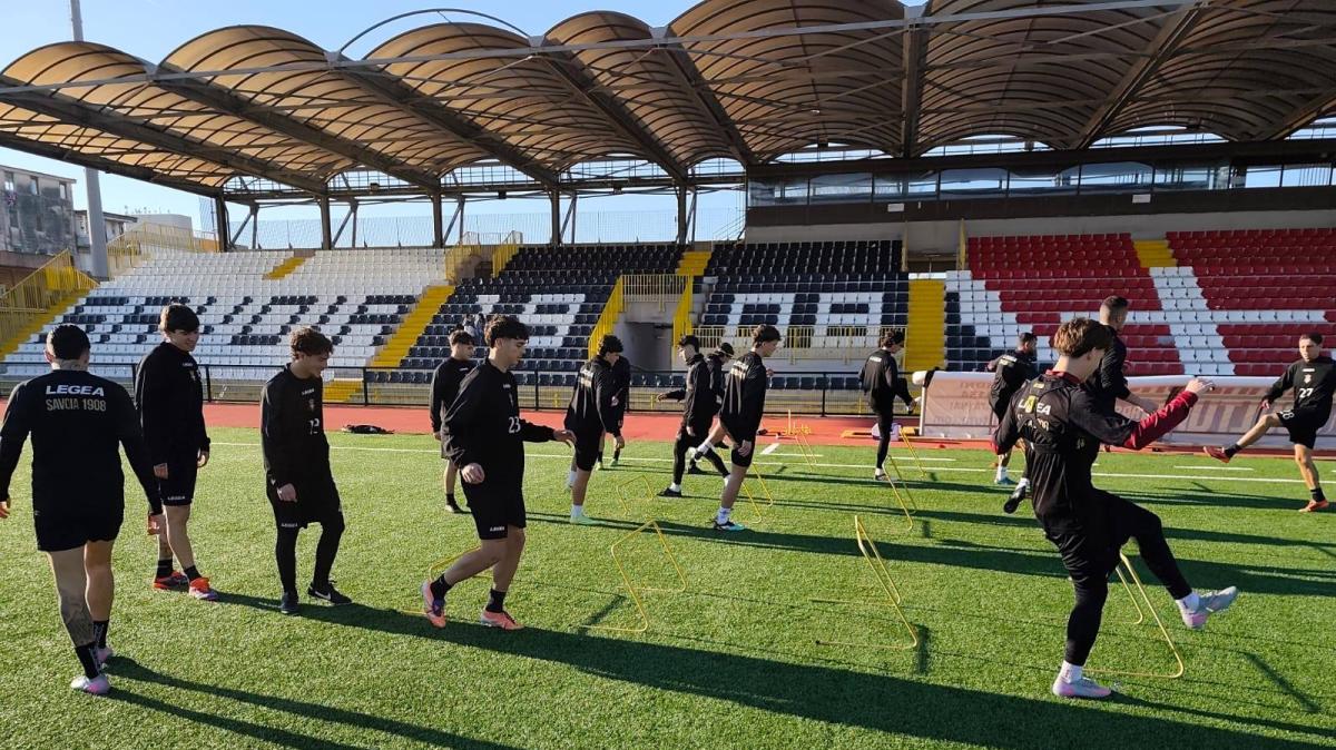 Assalto al primato: il Savoia sfida il Sambiase in un match da dentro o fuori