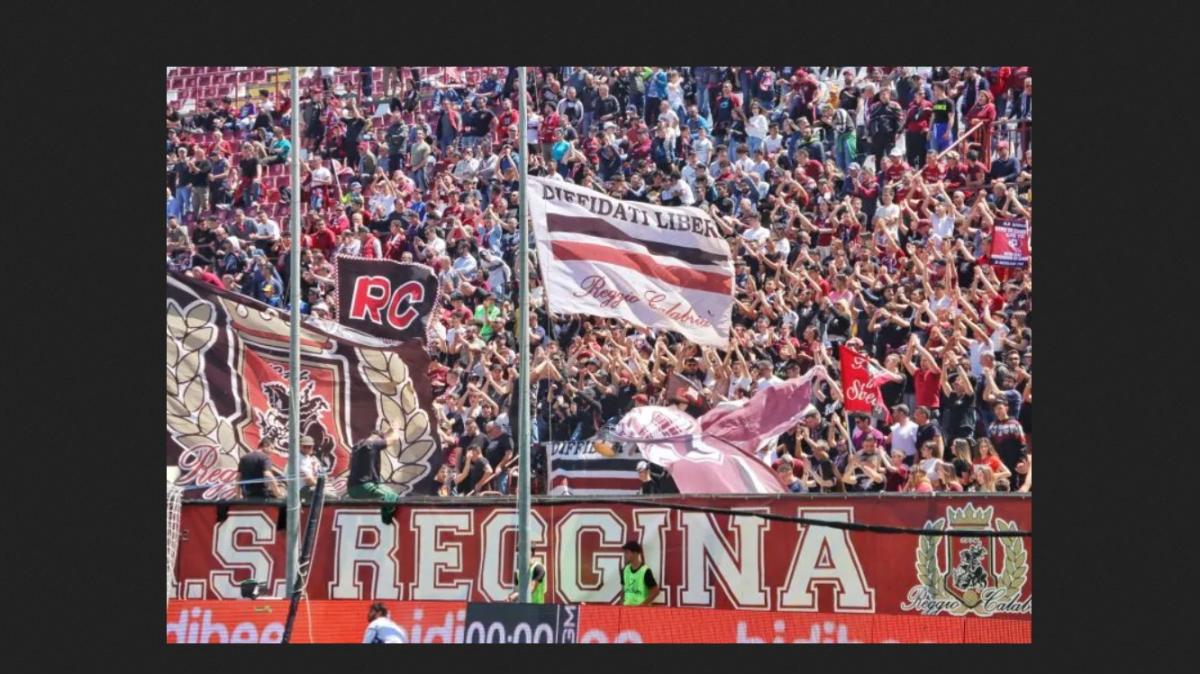 Reggina imperiale a Caltanissetta: Giuliodori e Girasole firmano il colpaccio, vetta più vicina