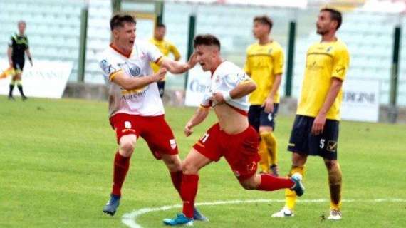 Acr Messina, regalato il Biancavilla (2-0). Domenica sfida al Palermo