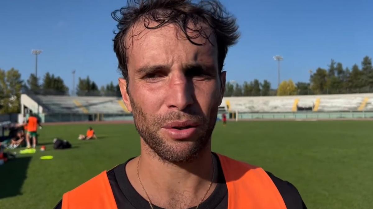 Ceccarelli saluta il Chieti: sull'attaccante Ancona e Unipomezia