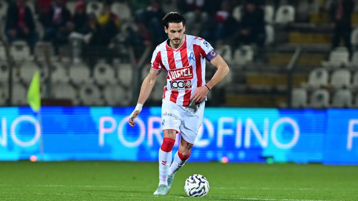 Leverbe carica il Vicenza: «A Vercelli approccio da finale, non saremo sicuri fino alla vittoria»