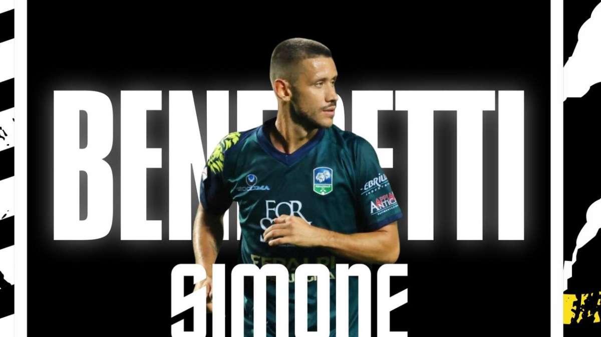 Simone Benedetti pezzo pregiato del mercato in D: la situazione