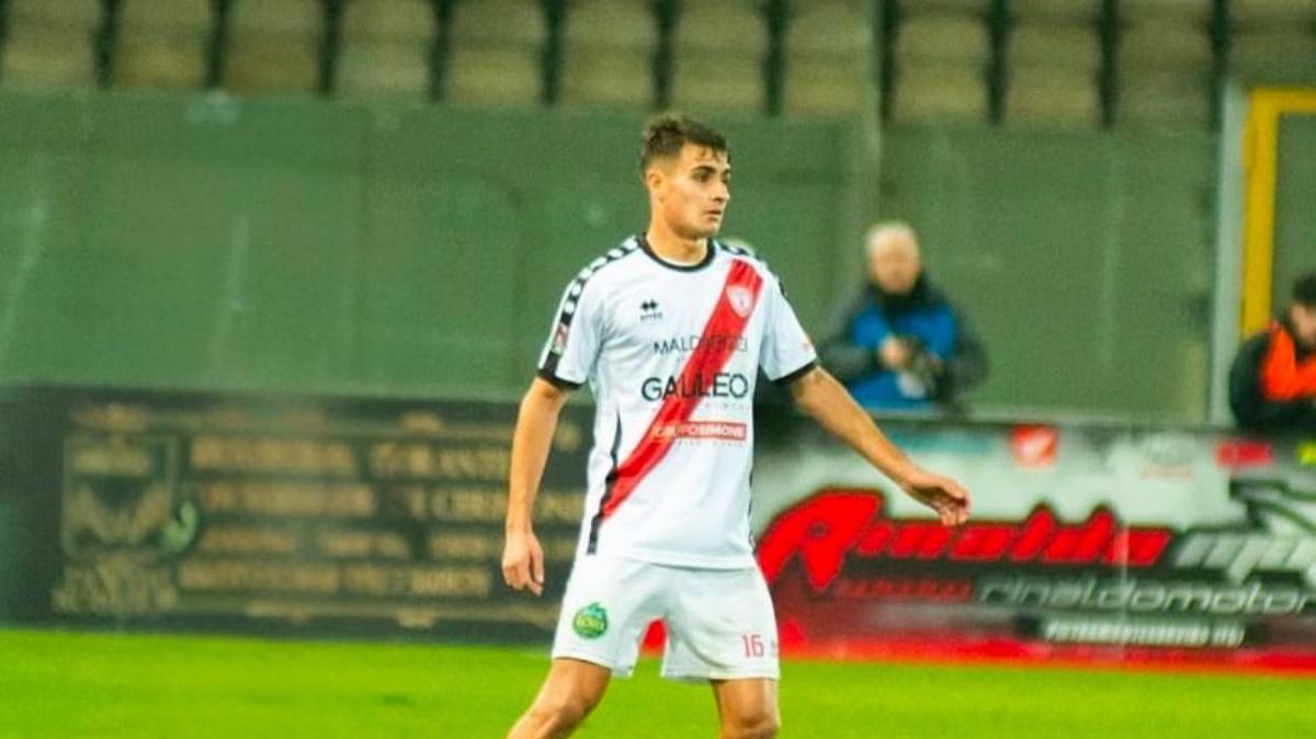 Michele Grande scuote il mercato: asta aperta tra Serie B e sogni di gloria