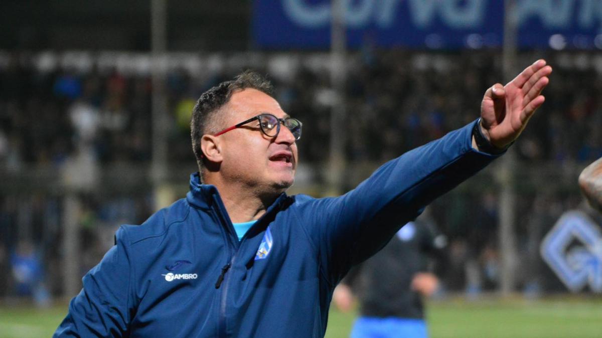 Gela, Misiti avvisa la squadra prima della trasferta a Reggio: «Dobbiamo mettere da parte la vittoria nel derby e restare sul pezzo»