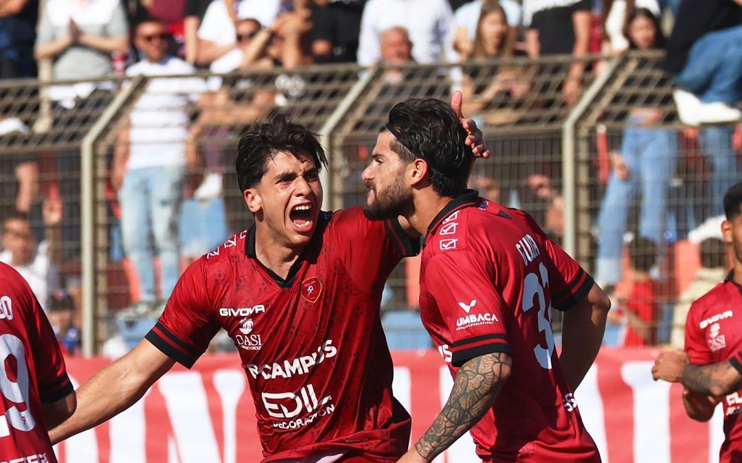 Reggina, vittoria amara: il successo di Milazzo non basta, la Serie C resta un miraggio
