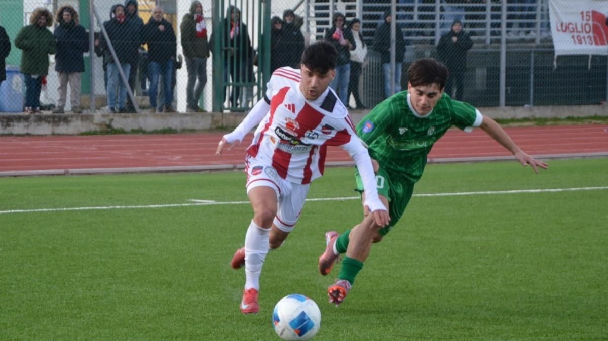Serie D, girone F:  Ostiamare e Teramo a caccia di conferme, al "Del Conero" è battaglia vera tra Ancona e Atletico Ascoli. In coda sfida di fuoco tra Sammaurese e Chieti