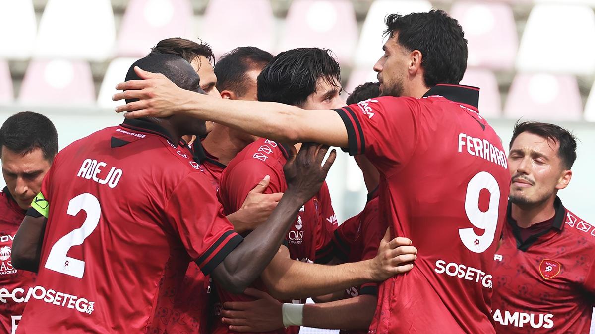Reggina di misura al Granillo: Laaribi firma il successo su un Enna combattivo