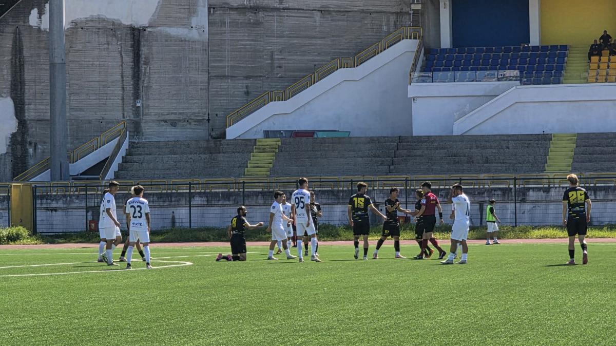 L'isola festeggia: l'Ischia batte il Montespaccato nel finale e punta la salvezza diretta