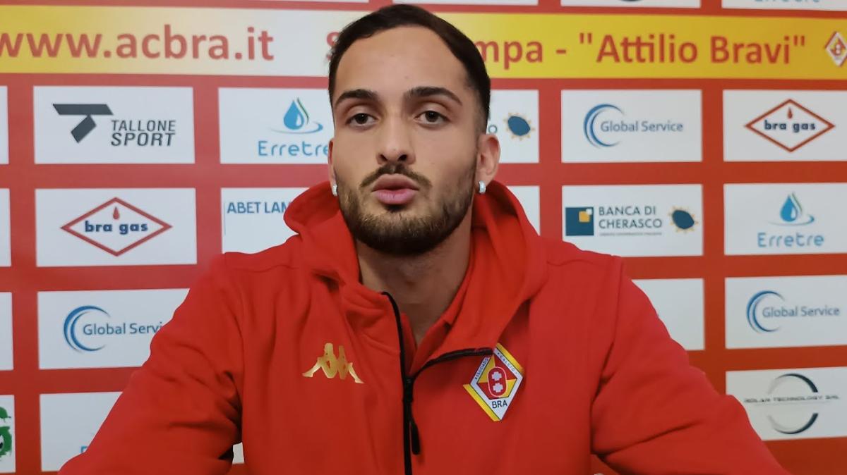 Caso stupro di gruppo: il Bra nega tutto, mentre Rosa scende in campo tra i fischi