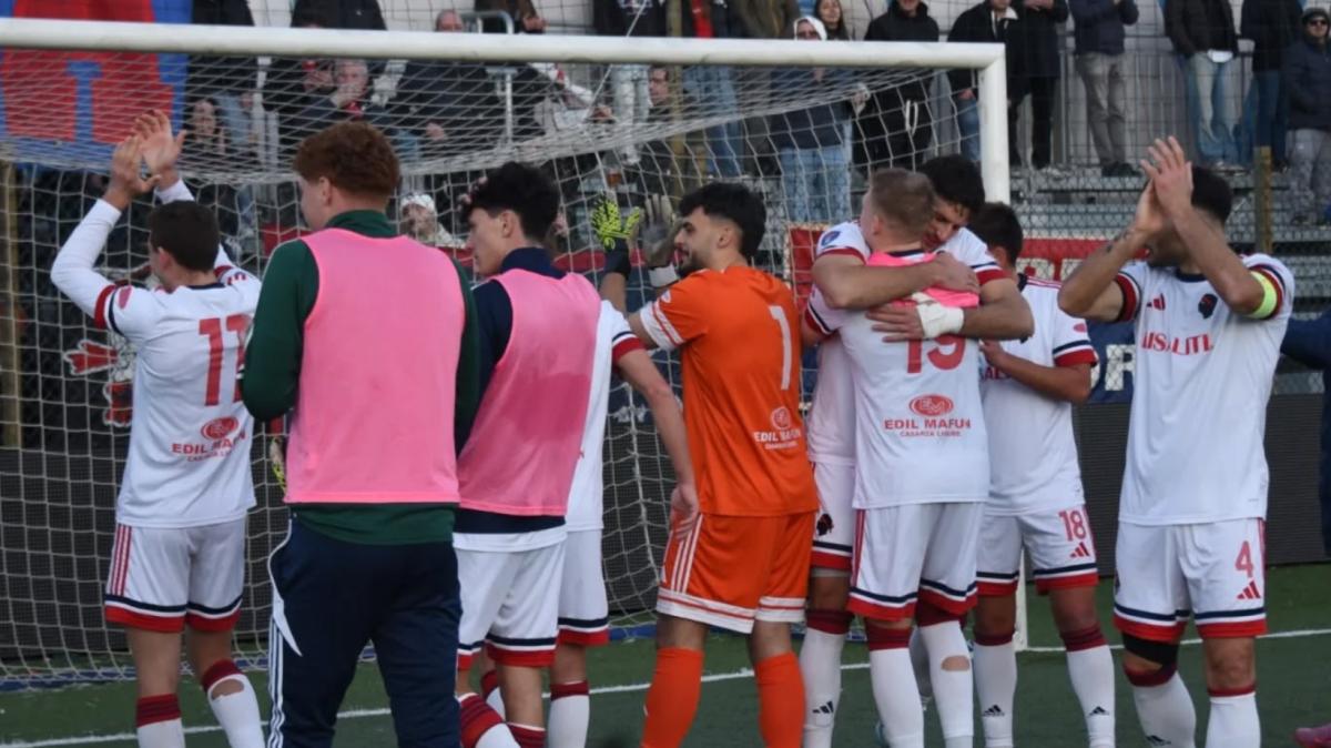 Serie D, girone A: Ligorna e Vado, vietato sbagliare: il duello a distanza continua. Al "Franco Ossola" è big match tra Varese e Sestri Levante