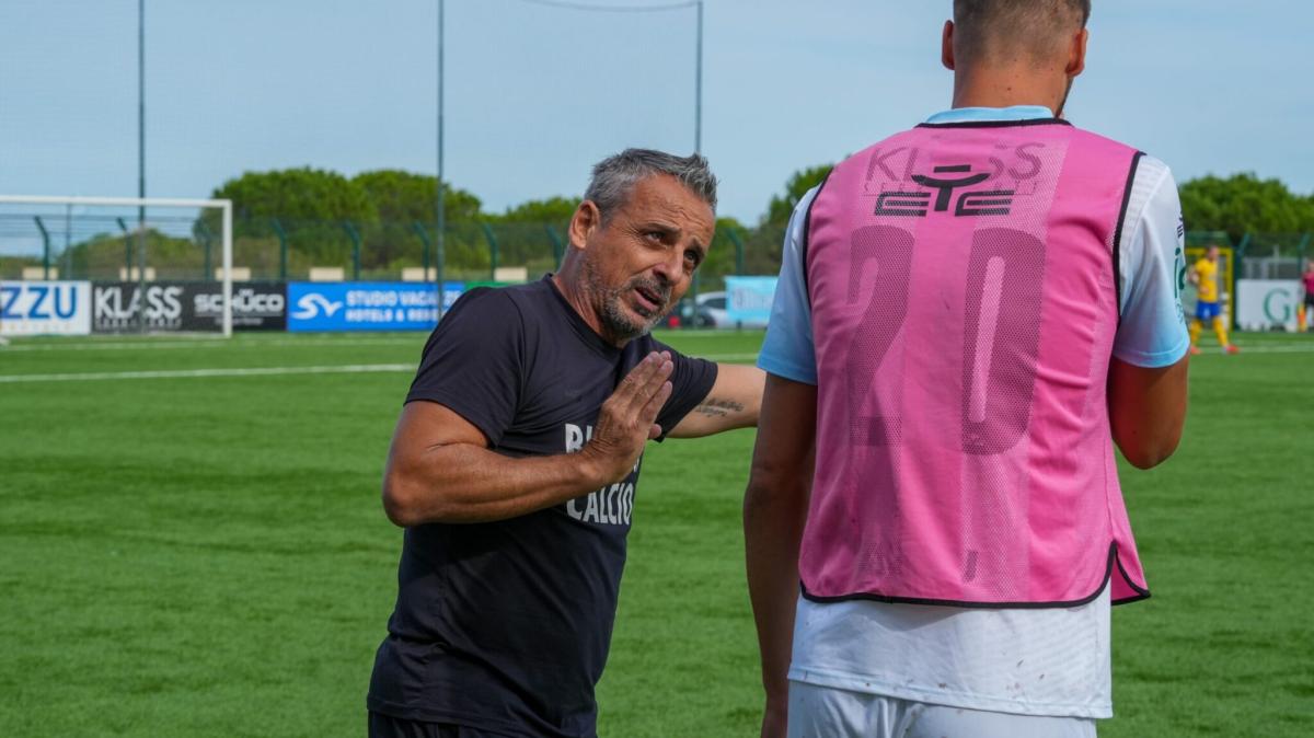 Budoni, mister Cerbone: «Abbiamo avuto un atteggiamento remissivo, così si rischia di non portarla a casa»