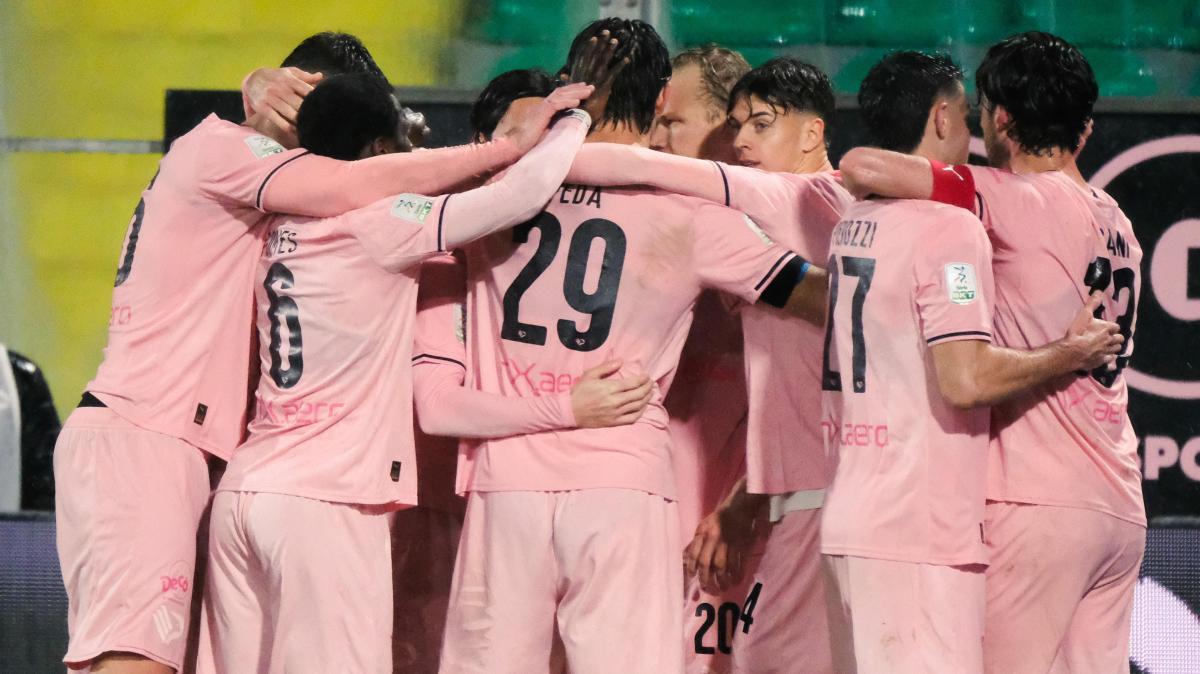 Palermo lanciato verso il ritorno in Serie A: 14 le partite senza sconfitte
