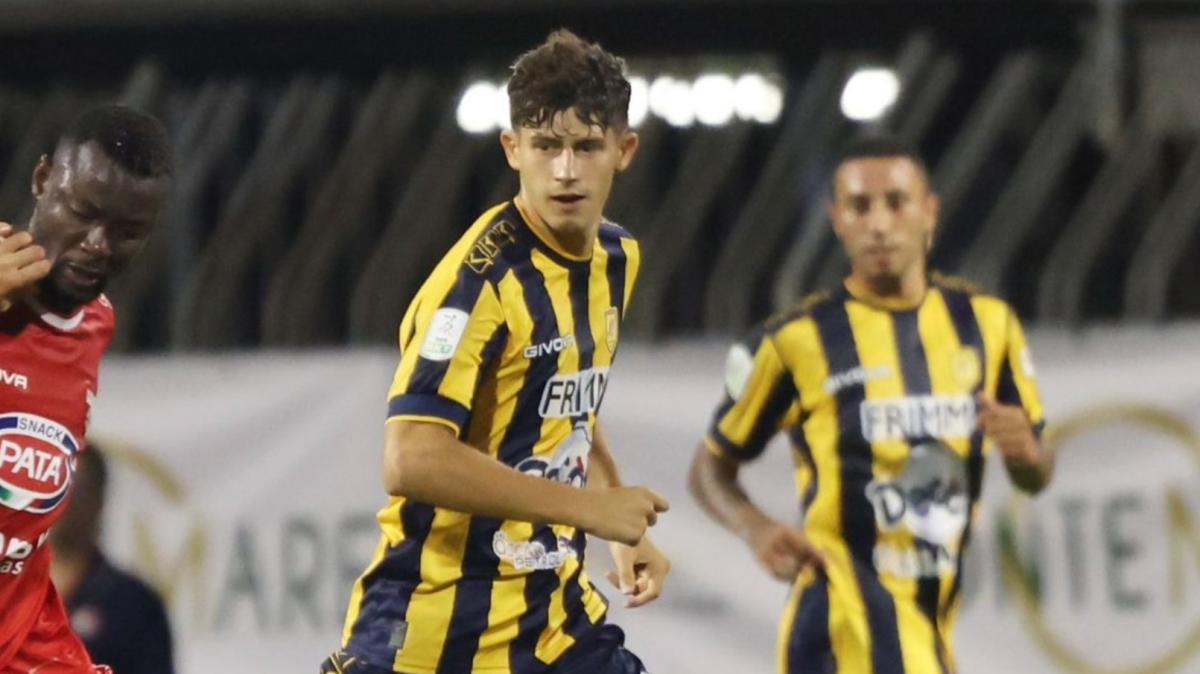 Juve Stabia, firma e addio: Baldi rinnova fino al 2028 e vola in Sardegna