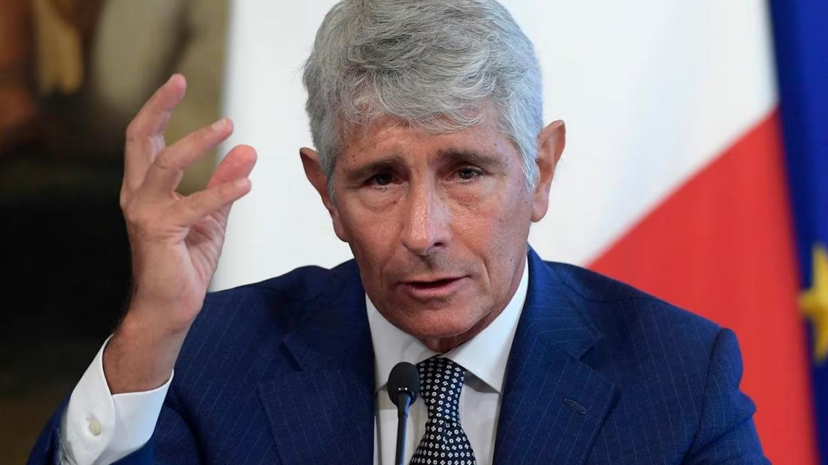 Il ministro Abodi: «Guardiola CT? Non è un sogno impossibile...»