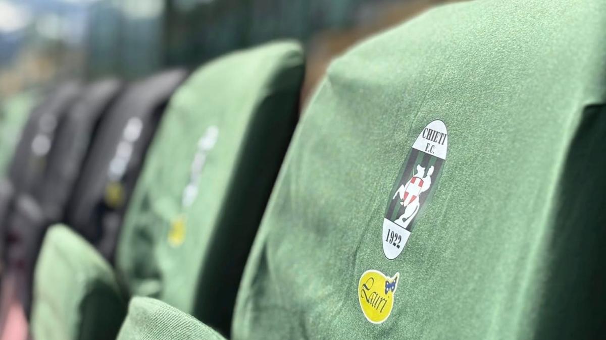 Calciatori in rivolta, stipendi non pagati: scoppia il caso Chieti