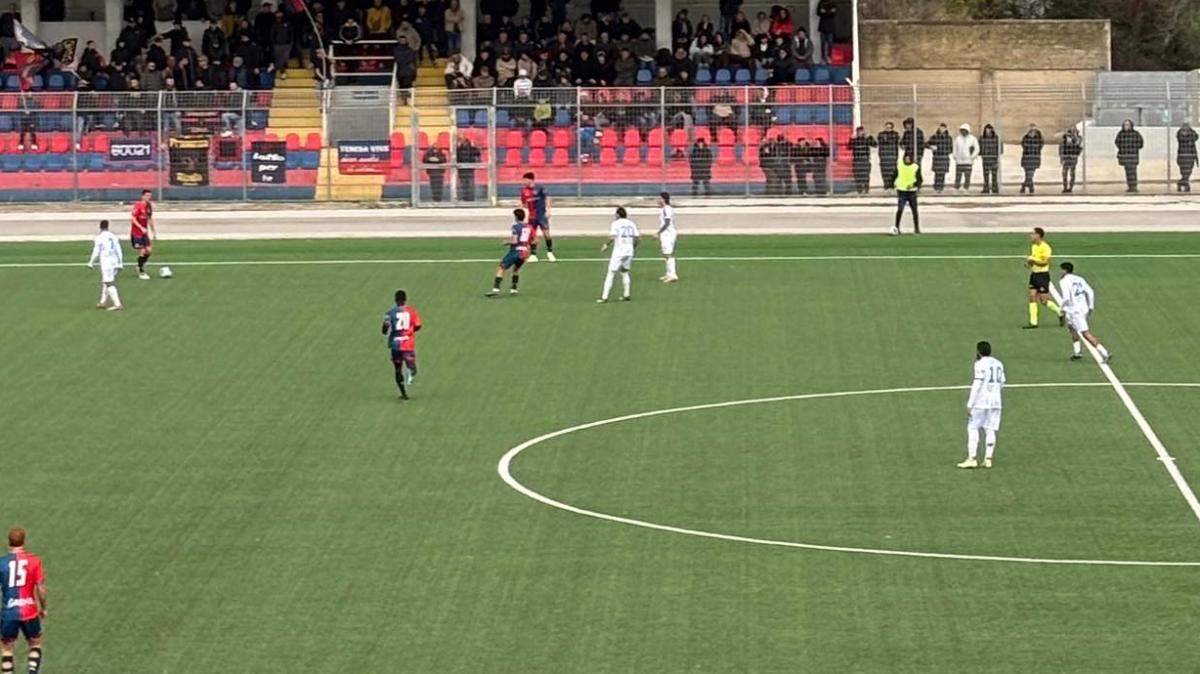 Il Fasano non muore mai: rimonta e controrimonta, Afragolese stesa al 90'