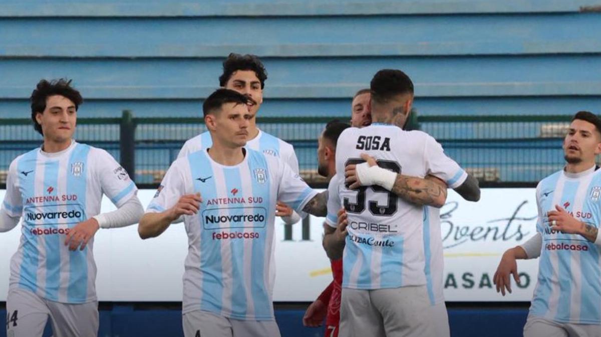 Fasano nel baratro, Virtus Francavilla in paradiso: 0-3 pesante e rosso a Salzano