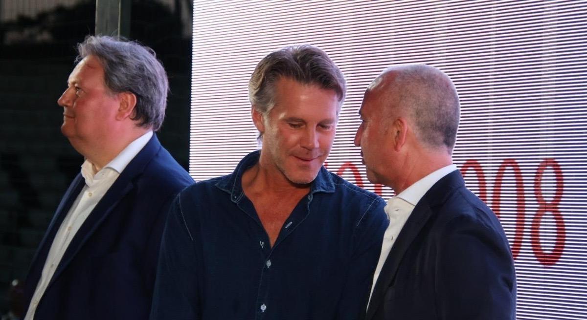 Il Savoia difende il sndaco dopo le critiche: la colpa sarebbe della burocrazia