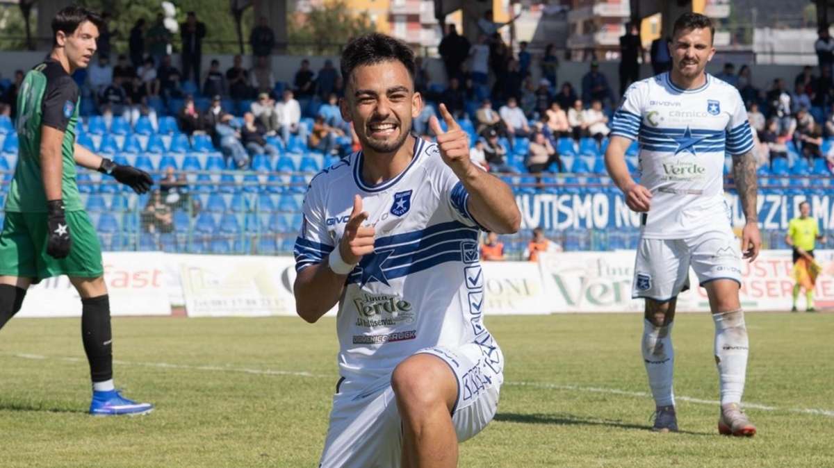 Paganese-Nola 5-0: un derby campano senza storia