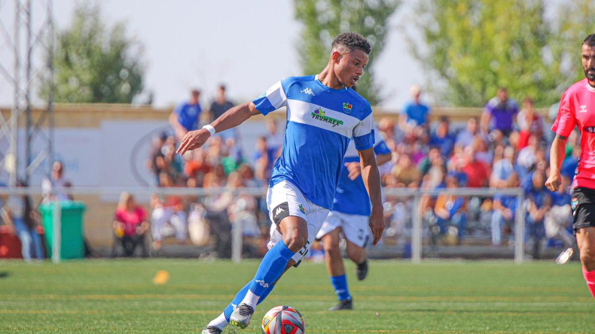 Folgore Castelvetrano, rinforzo sulla corsia destra: ufficiale Alban Alima