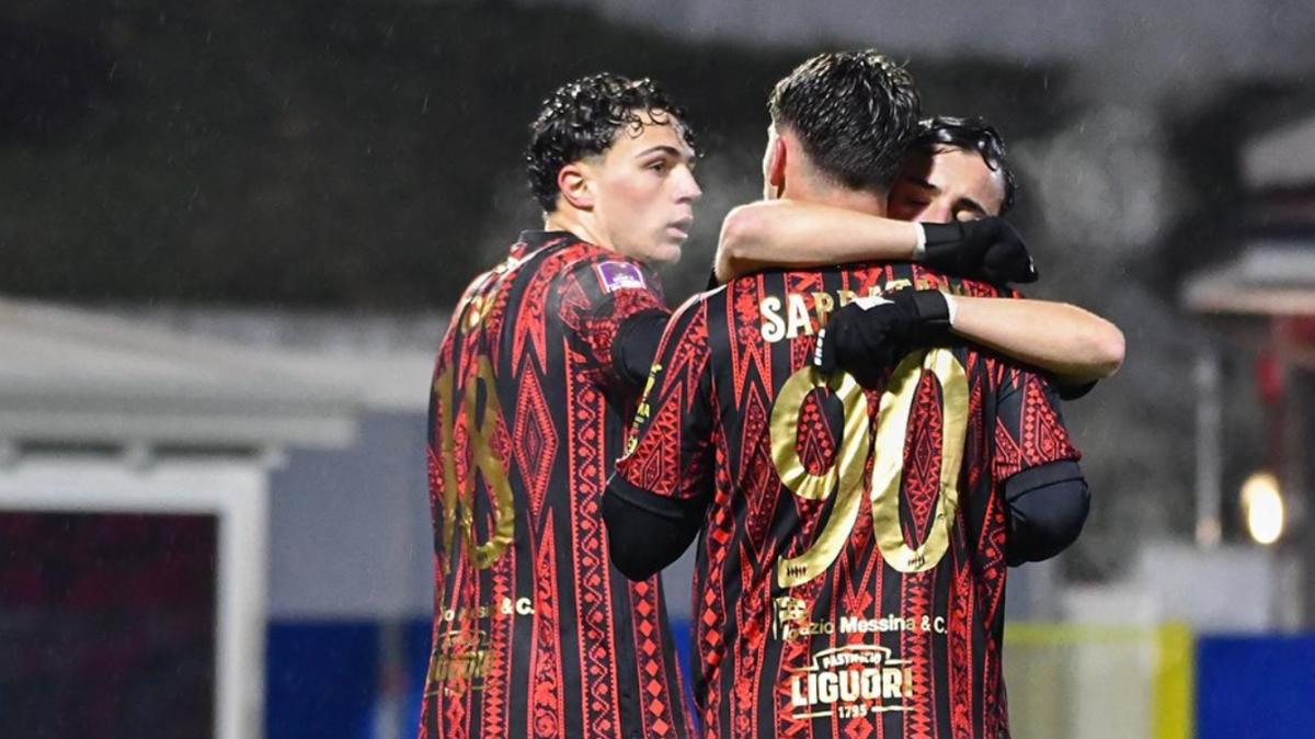 Sorrento, rimonta vincente contro il Foggia: Shaw regala i tre punti