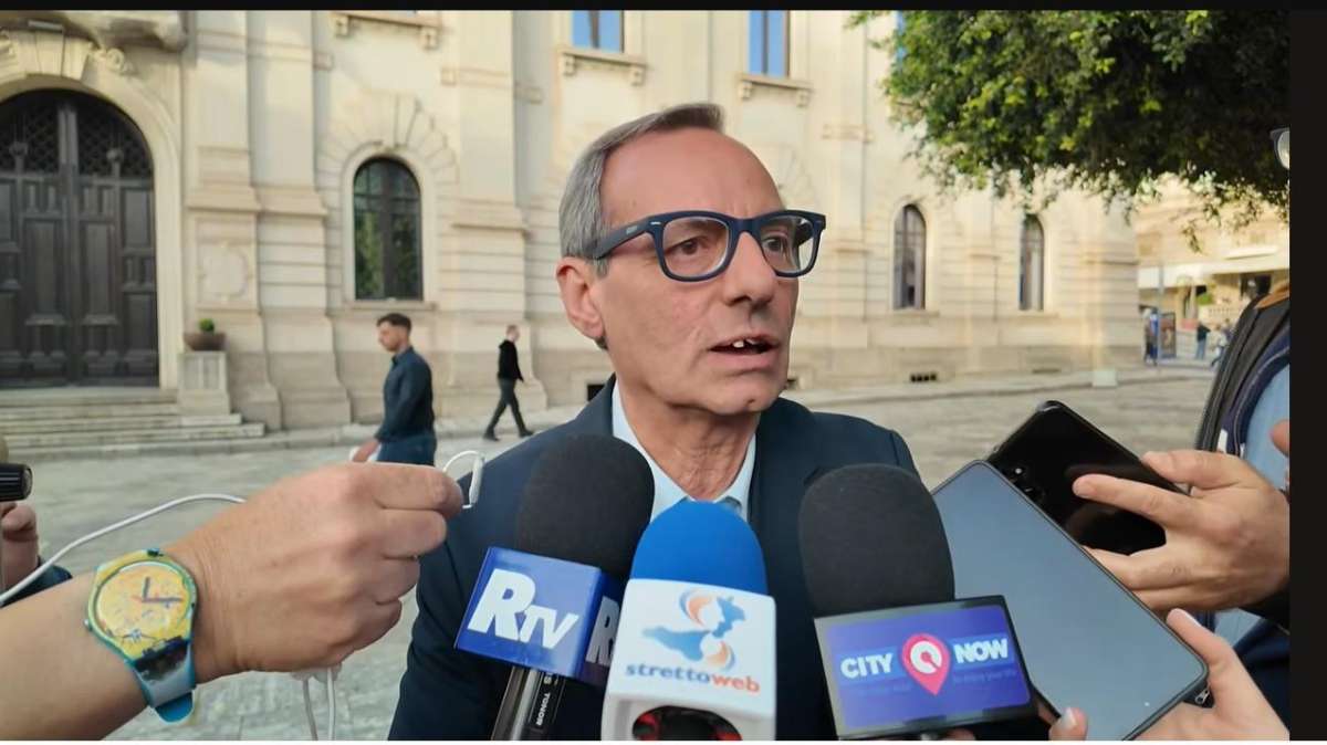 Cessione Reggina, l'annuncio di Battaglia: «La società vuole vendere, servono imprenditori seri»