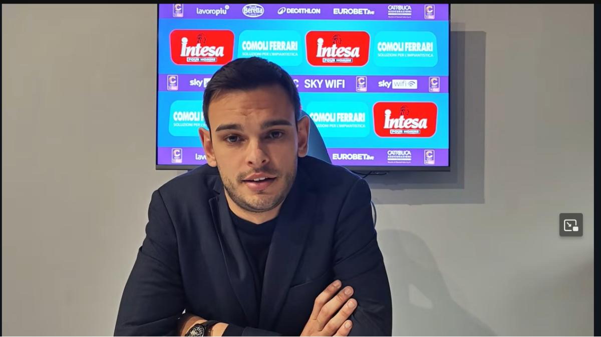 Novara, il ds Boveri: «Mi vergogno di questa roba, chiedo scusa a chi ha preso freddo per noi»