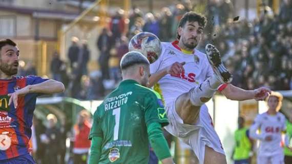 Reggina: piace una punta "fisica" andata in doppia cifra quest'anno
