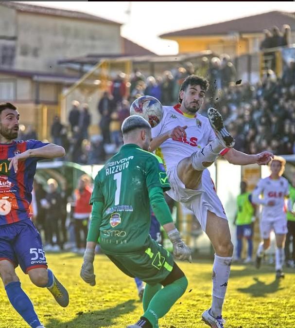 Reggina, rumors su Ferraro: l'attaccante piace a tre squadre