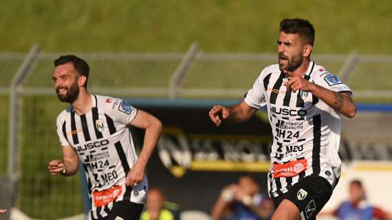 Svincolati - Attaccante di razza con 400 gare giocate in D