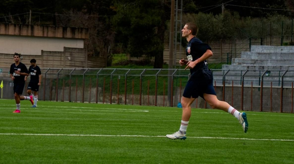 Massafra decisivo contro la Virtus Genzano: «Felice alla Murese»