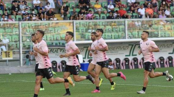 Palermo, continuano a negativizzarsi i calciatori: la situazione