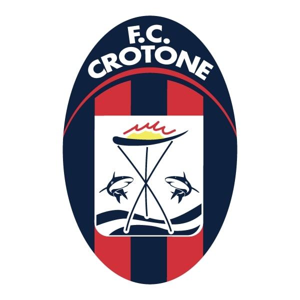 Picerno, ufficiale la cessione definitiva di Angelo Veltri al Crotone