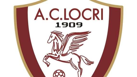 Locri, consegnato il titolo al Comune. Salta l'iscrizione in serie D?