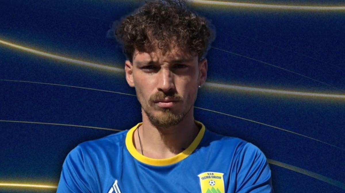 Ischia, colpo in attacco: Salvatore Manfrellotti è il nuovo rinforzo gialloblù
