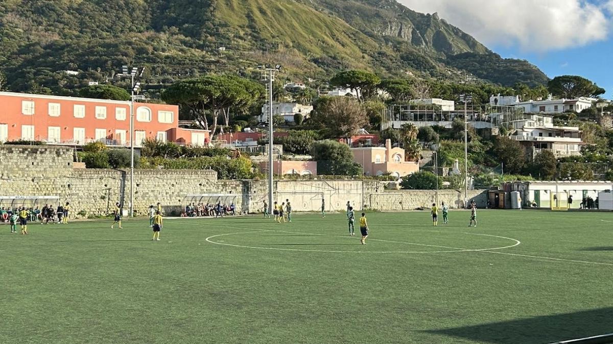 Real Forio piega la Sessana nel finale: 3-1 al "Calise"