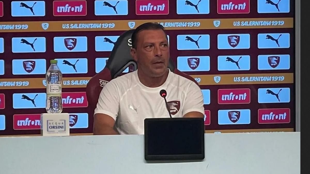 Salernitana, l’appello di Raffaele: «Meritiamo una vittoria a tutti i costi, i tifosi ci faranno sentire a casa»