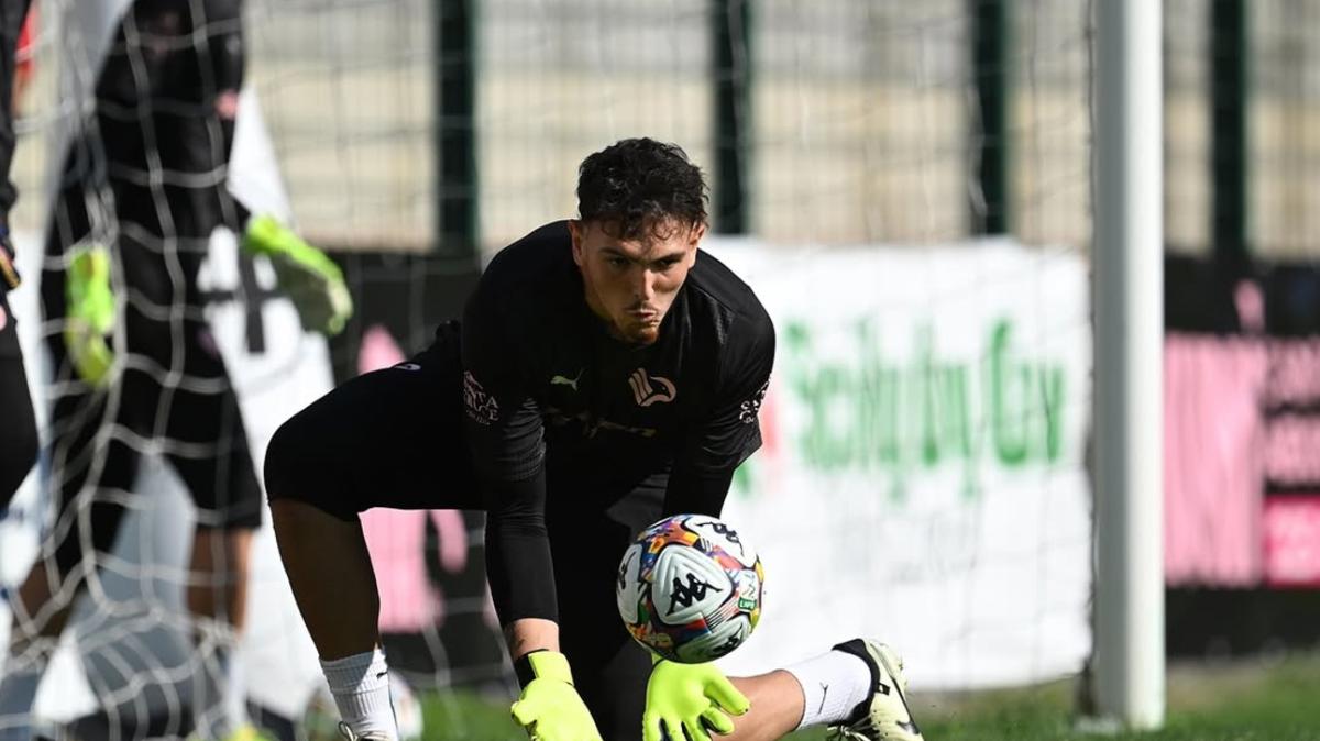 Va verso il girone I l'estremo difensore Francesco Cutrona