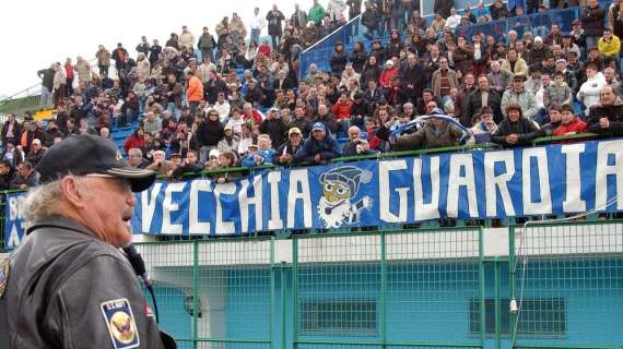 Turris-Paganese si giocherà senza tifosi ospiti